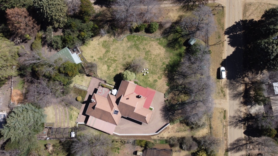 5 Bedroom Property for Sale in Clarens Free State
